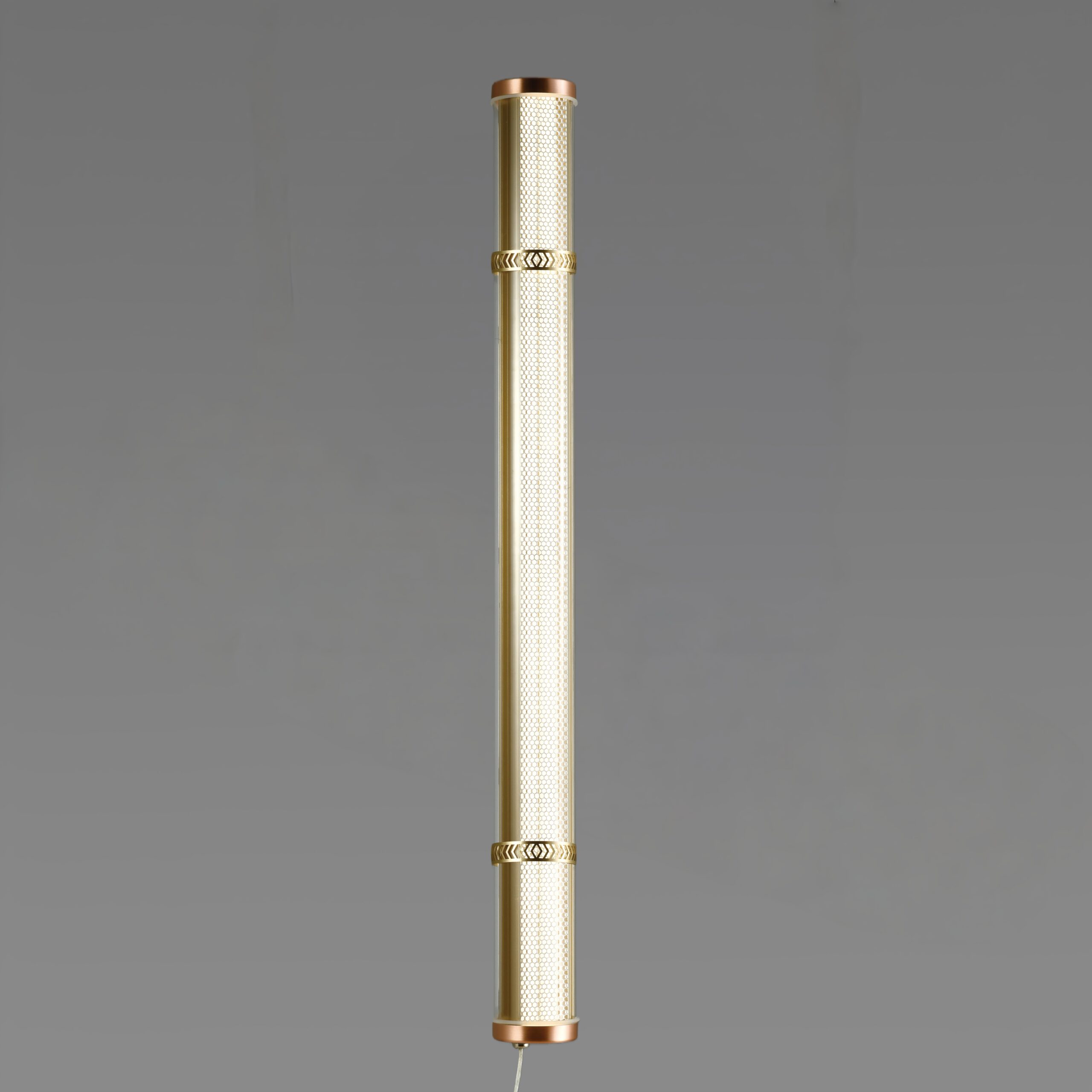 Nova tubular light featuring internal honeycomb structure for controlled, low-glare directional lighting