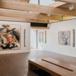 This project features architectural tubular luminaires designed for gallery and cultural spaces. The lighting solution supports visual comfort, consistent color rendering and long-term reliability in public interior environments.