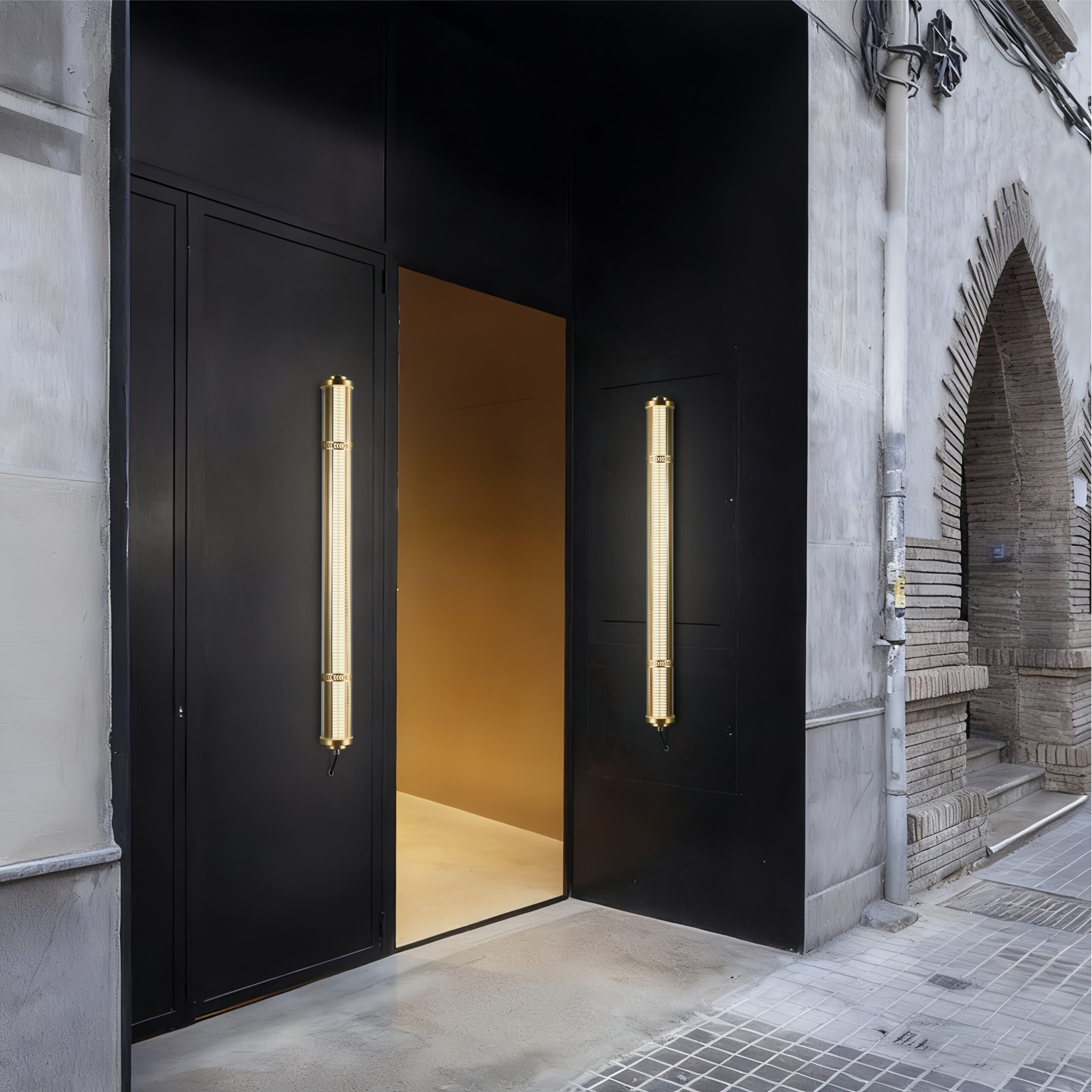 MANI Architecture tubular light IP67 IK10 for commercial and architectural applications