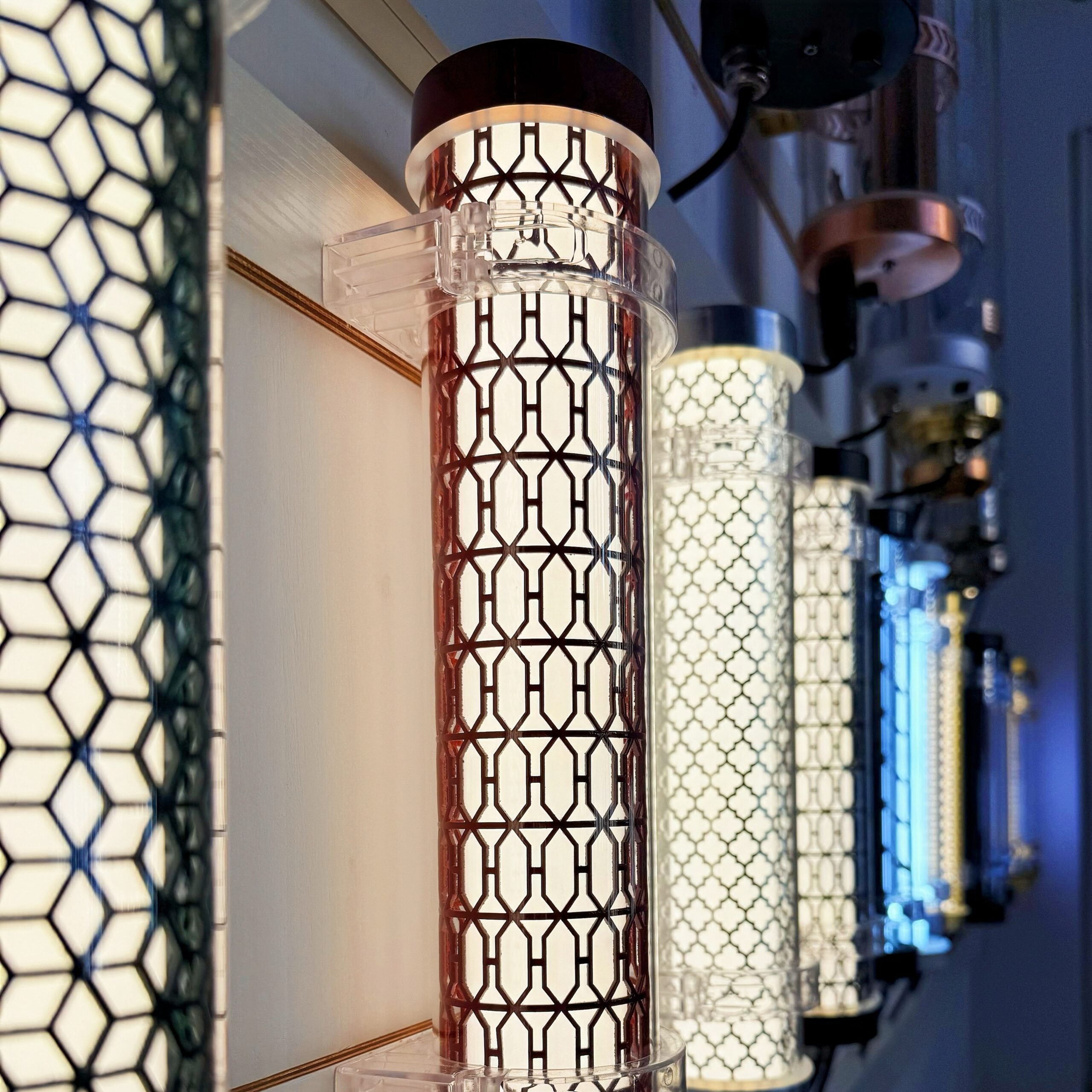MANI 360 omnidirectional illumination tubular light